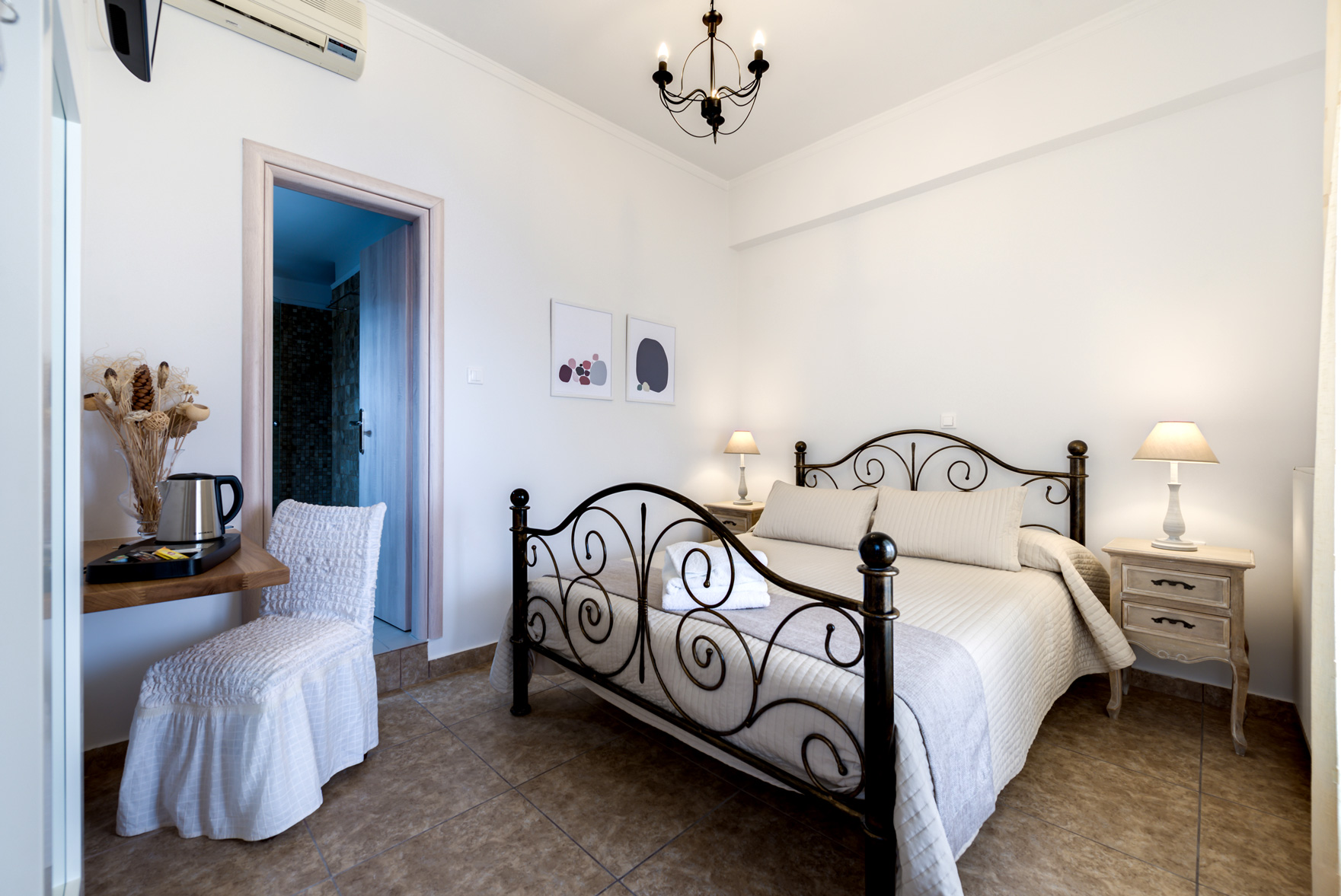 Double Room with Side Sea View 1