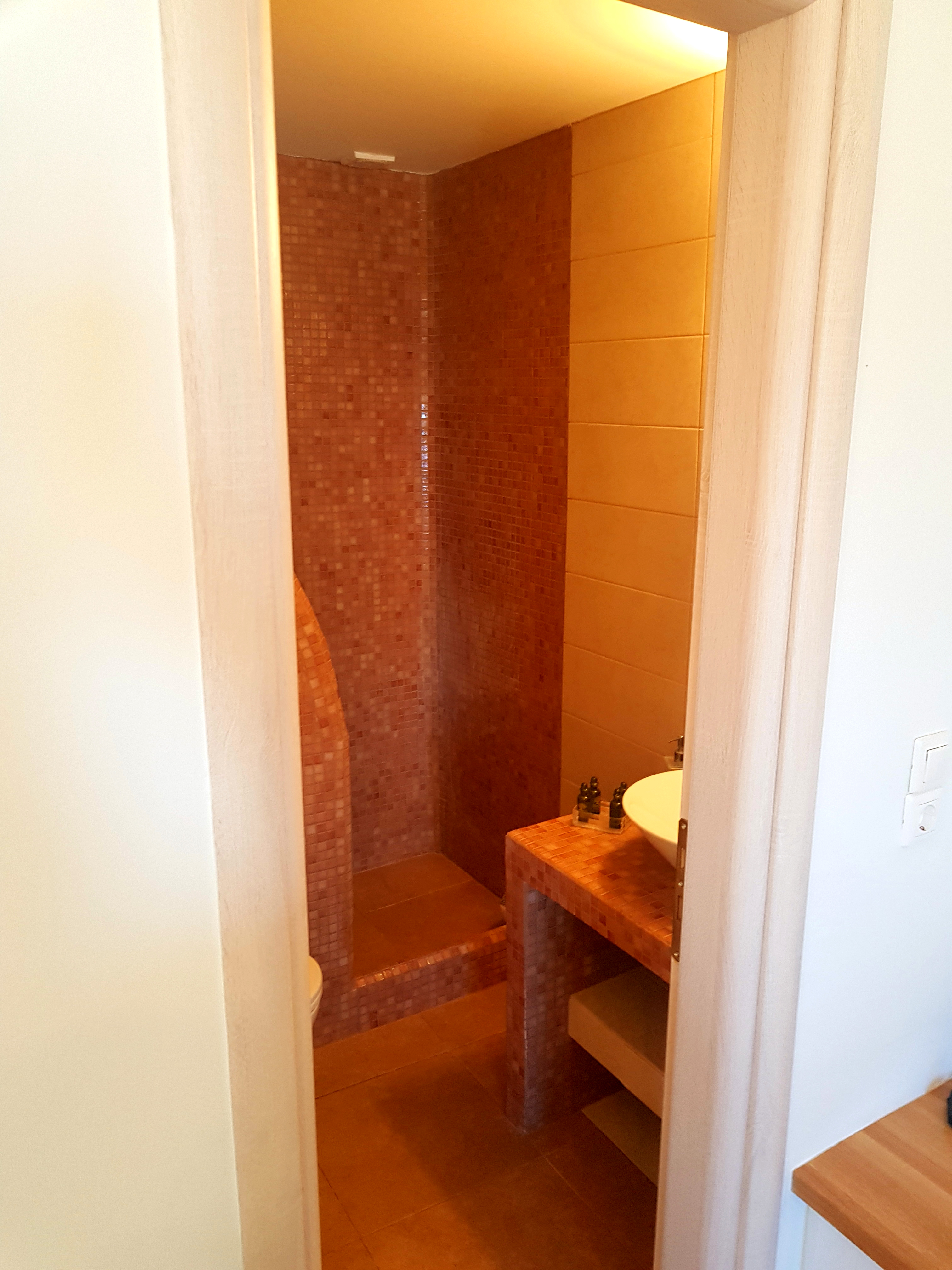 Double Room with Side Sea View 4